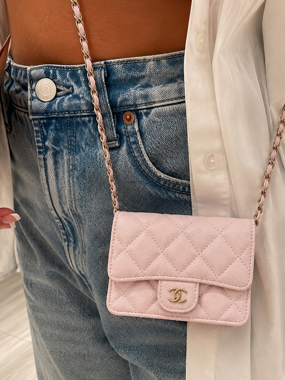 Chanel almost new Giftable pink caviar leather mini micro crossbody bag purse